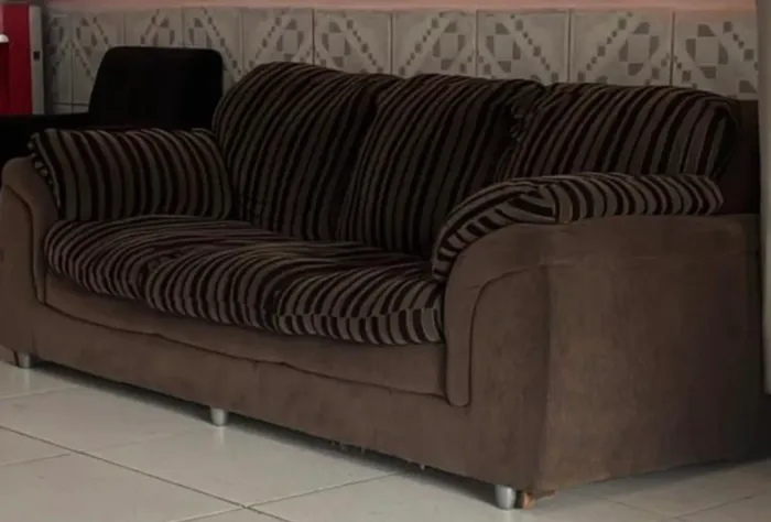 Vendo sofá 300,00