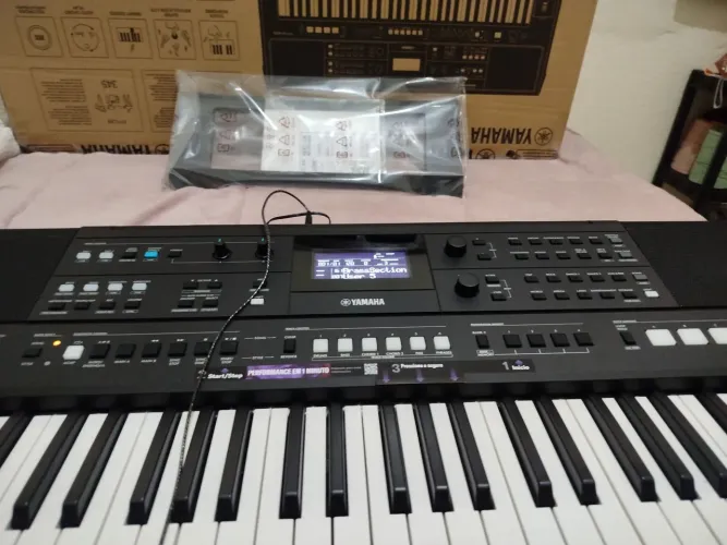 Teclado Yamaha psr 483 