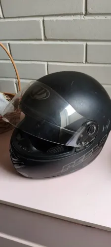Capacete Peels