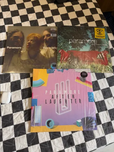 3 discos paramore