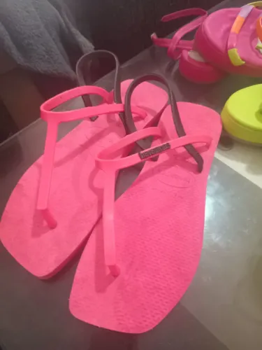 Sandalia havaianas 1° linha n.39 rosa zap *82