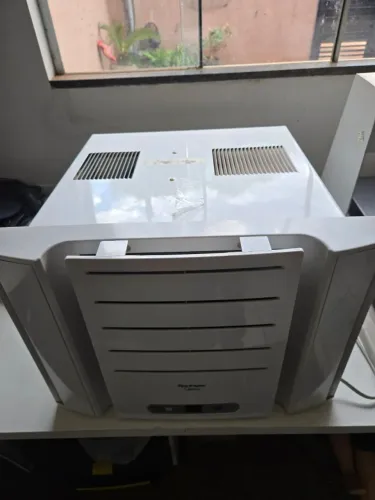 Ar Condicionado Janela Springer Midea 7.500 BTUs Frio