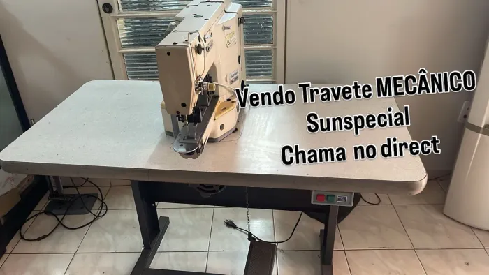 Máquina de costura Travete