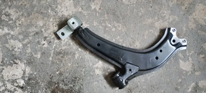 Bandeija suspensão Citroen Xsara 2000
