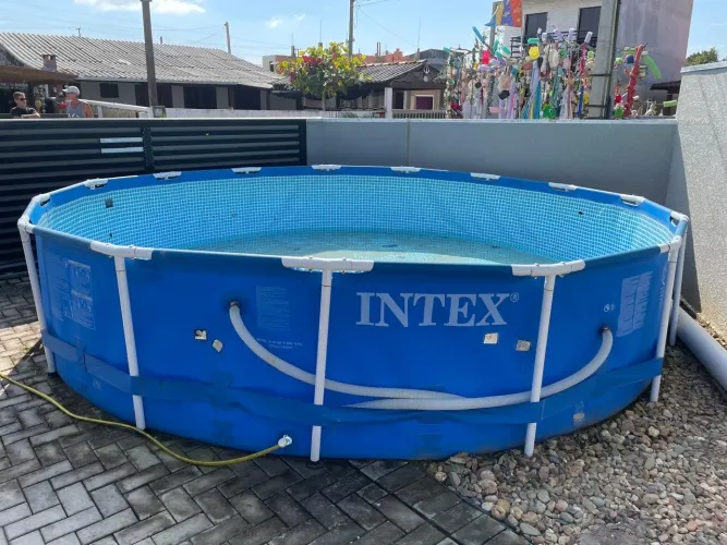 Piscina 10 mil litros