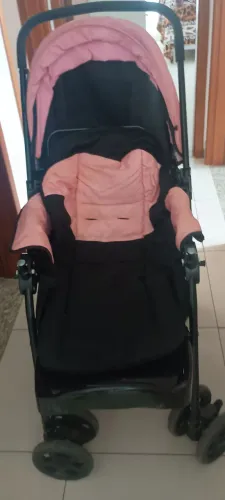 Carrinho rosa bebê