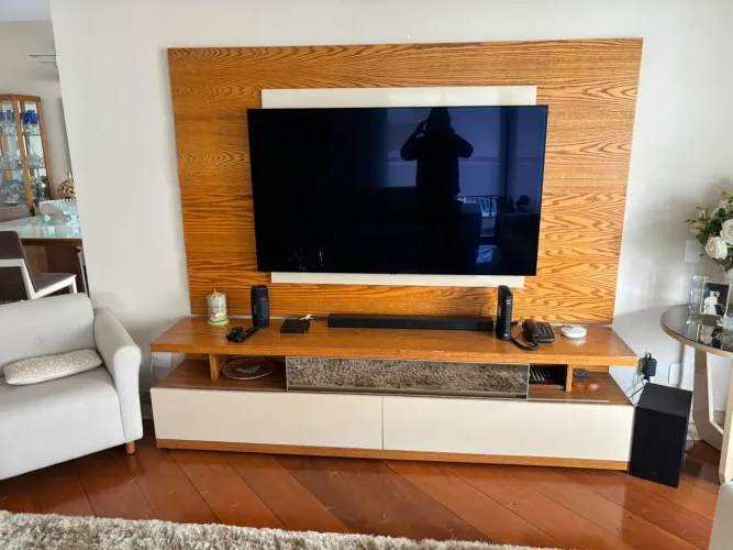 Rack e painel para TV