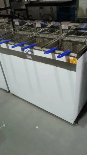 fritedeira eletrica 3 reservatorios 8.000 w cada 6 cestos marca colombo