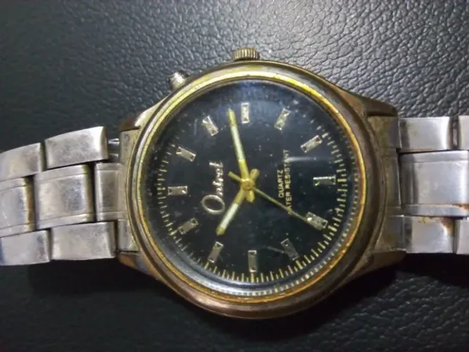 Relógio Orient Quartz