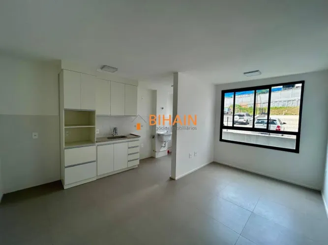 Apartamento com 2 dormitórios para alugar, 49 m² por R$ 3.620,01/mês - Estoril - Belo Hori