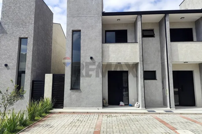 Casa para locação com 2 suítes no condomínio Vila Gaia em Louveira-SP
