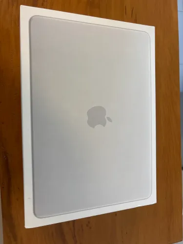 MacBook Neo de 13? (modelo 2026, chip A18 Pro) NOVO e LACRADO na caixa, nunca aberto