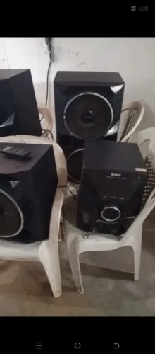 2 Caixa de som toda boa pra vender 