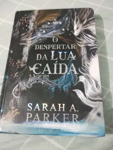 O Despertar da lua caída?