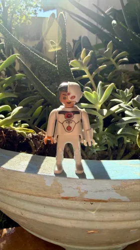 DC Playmobil kinder ovo - Cyborg
