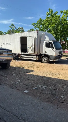 Venda de caminhão accelo 815