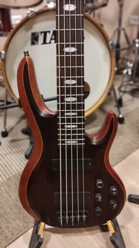 Baixo PHX 5 cordas - não Tagima SX yamaha waldman strimberg