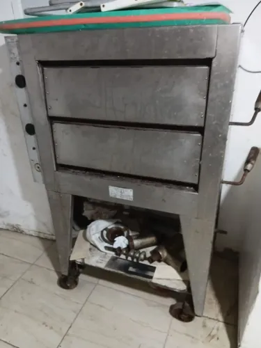Forno de assar pizza pães, bem espaçoso 