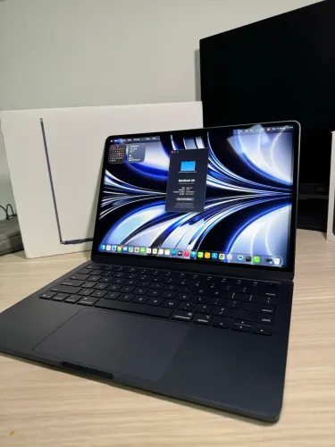 MacBook Air 13" Apple M4 (16GB RAM)- 100% bateria- na garantia