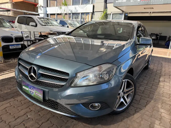 Mercedes-Benz Classe A 200 1.6 TB 16V Style 156cv Aut. 2015