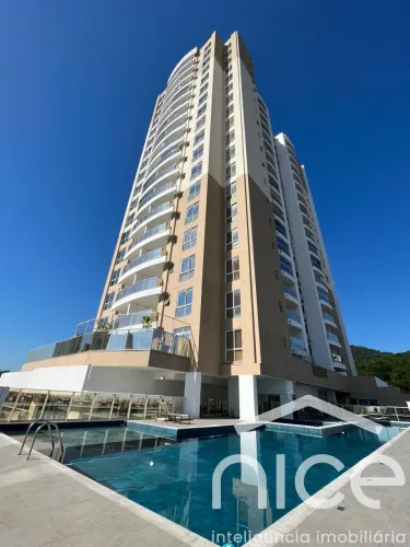 Sala Comercial térrea para Locação, de 135.96m², no bairro Fazenda, em Itajaí/SC