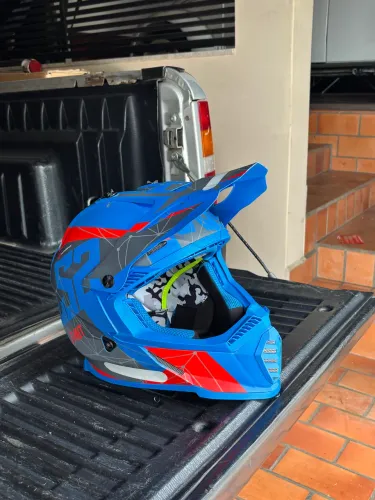 Capacete motocross ls2