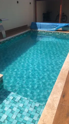 Manutenção e limpeza de piscina 