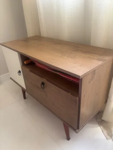 Rack pequeno, ótimo estado