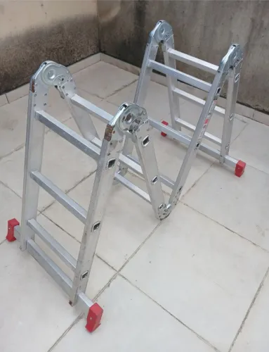 Escada Articulada Multifuncional em Alumínio 4x3 Degraus - Dobrável