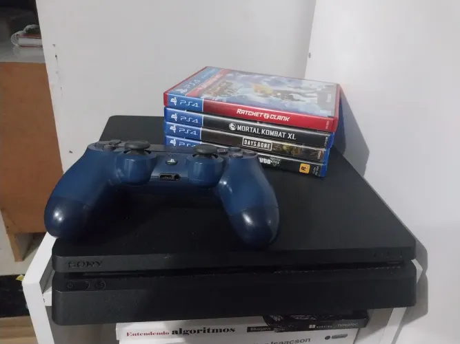 PS4 + 1 CONTROLE + 4 JOGOS