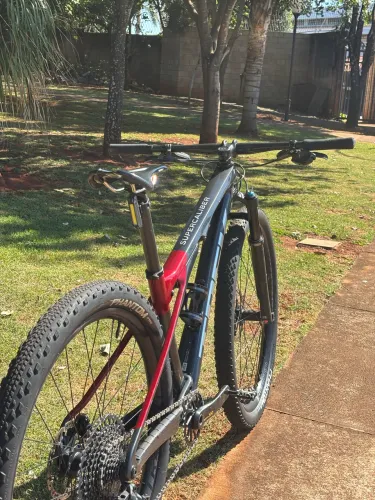 Bicicleta Trek Supercaliber 9.8