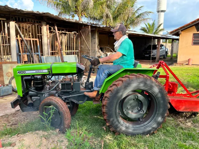 Trator Agrale 4100