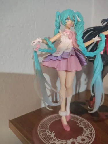 Hatsune Miku Figure