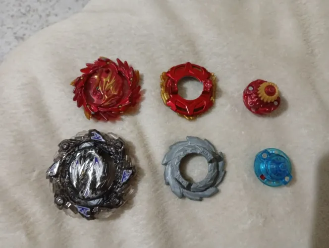 Beyblade burst lote
