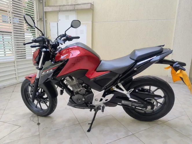 CB Twister 300f impecável ( NÃO ACEITO TROCAS)