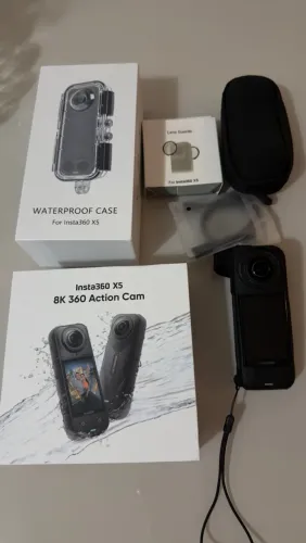 Insta360 X5 garantia até jun/27 com case e mergulho