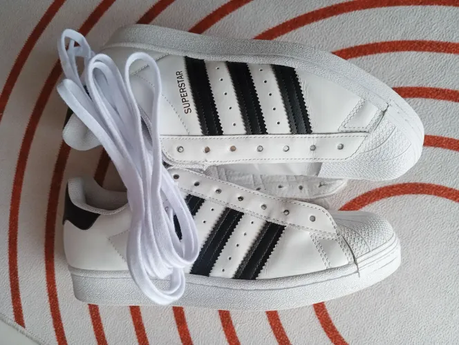Tênis Adidas ORIGINAL superstar