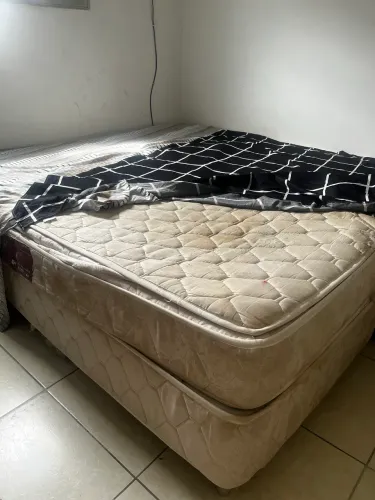 Cama solteirão 