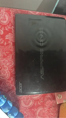 Notebook com defeito para peças