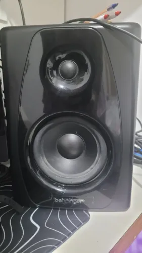 Monitor De Audio Behringer Studio 50usb