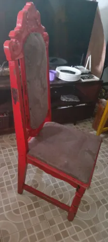 VENDE-SE | JOGO DE 5 CADEIRAS EM MADEIRA MACIÇA - COLORIDAS