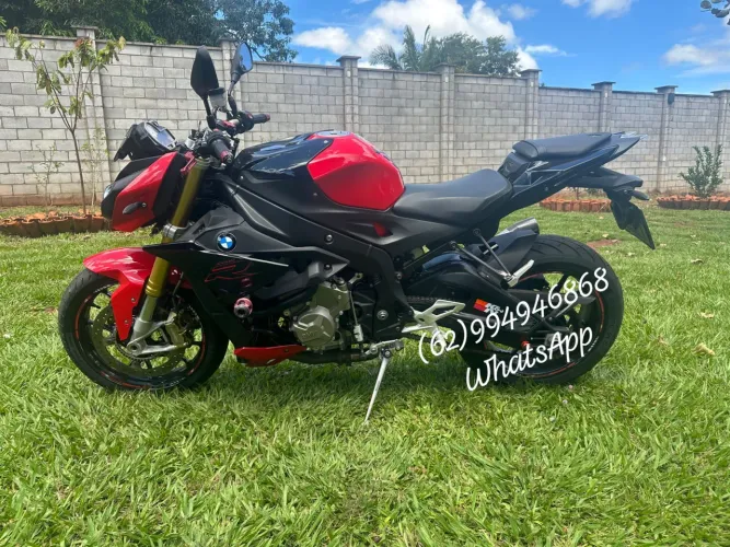 BMW S1000R