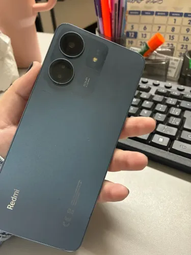 REDMI 13c, 128GB um ano de uso 