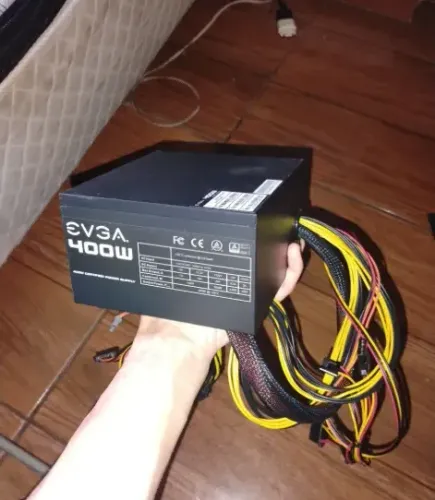 Fonte EVGA 400W 80 PLUS