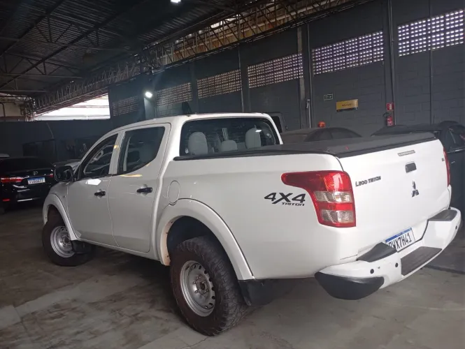 Mitsubishi L200 Triton Sport GLS 2.4 CD Diesel Aut. 2023