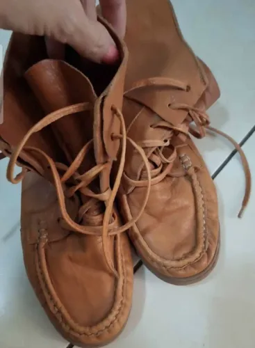 Par de botas femininas de couro legítimo luz da lua ( N 34) novas