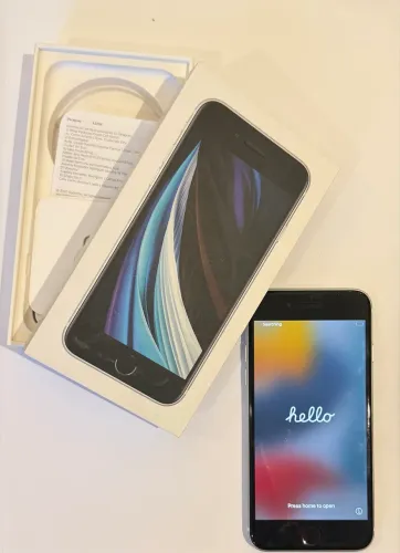 iPhone SE 64GB impecável 