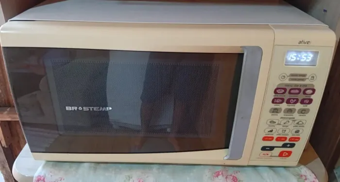 Excelente Microondas em ótimo estado 31l.