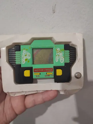Minigame retro 1990 moto racer