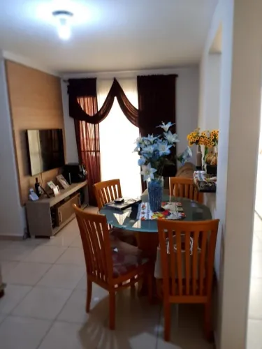 Alugo apartamento confortável 3 quartos com 1 suíte